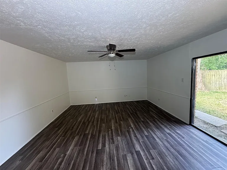 3807 Cypressdale Dr — Photo 5