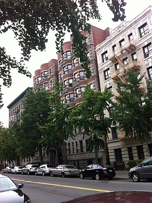 Rented by Sandra Ospina, Licensed Real Estate Broker | media 37