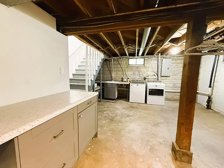 2037 S Laura Ave — Photo 20