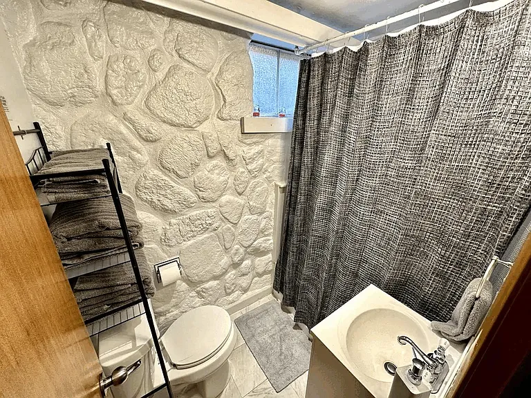 2114 W Colorado Ave #2 — Photo 16