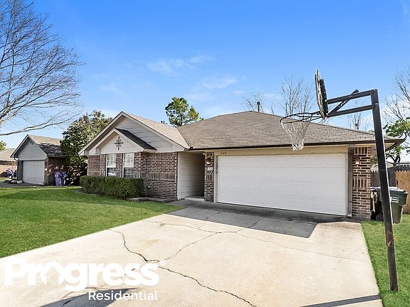 2nd image of 1720 Windchime Dr