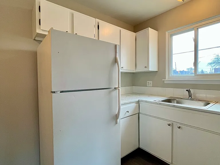 1213 Sycamore St #106 — Photo 5