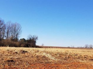 82 Trolly Ln, Coats, NC 27521