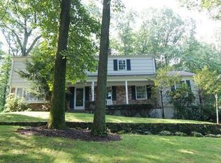 26 Wentworth Dr, Berkeley Heights, NJ 07922