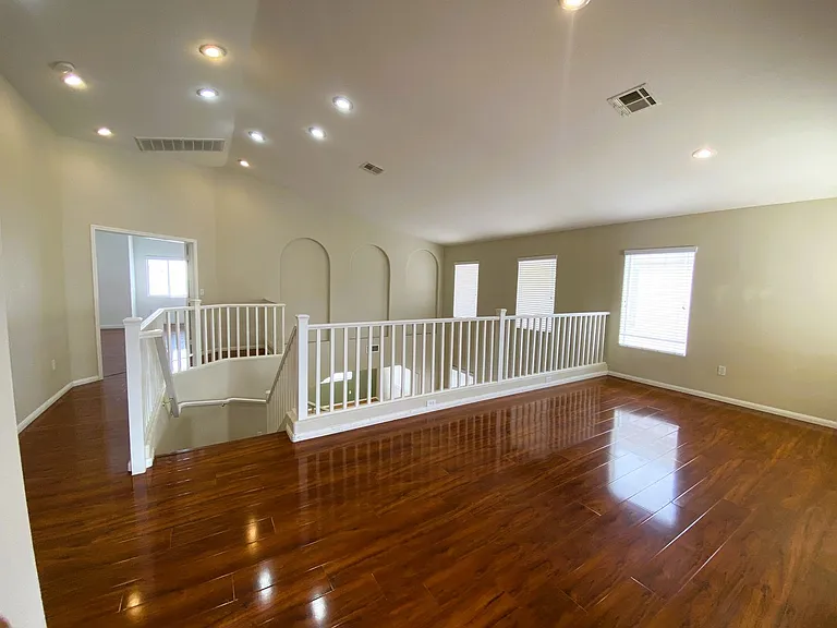 172 Flying Hills Ave — Photo 22