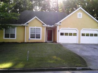 879 Stonebrook Dr, Lithonia, GA 30058