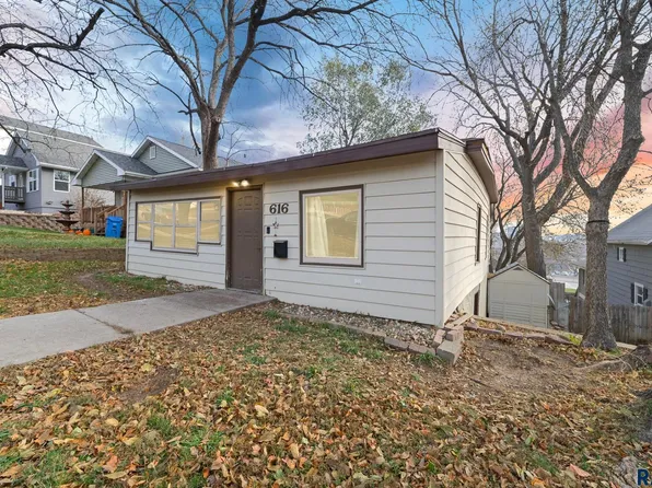 616 N Spring Ave, Sioux Falls, SD 57104