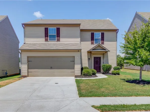 698 Independence Ave, Pendergrass, GA 30567