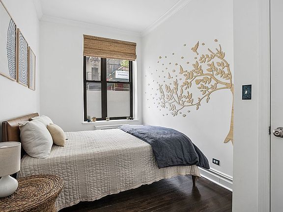5th image of 121 E 88th St APT 1-A