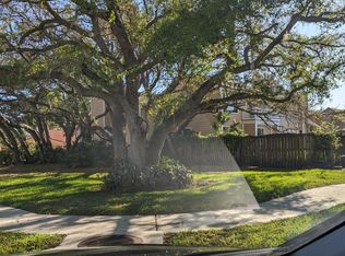 1013 Wyndham Way, Safety Harbor, FL 34695