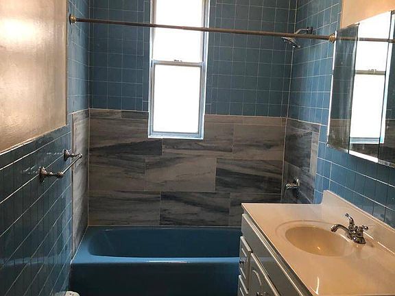 3rd image of 2756 Barnes Ave #1F