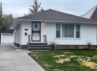 21310 Clare Ave, Maple Heights, OH 44137