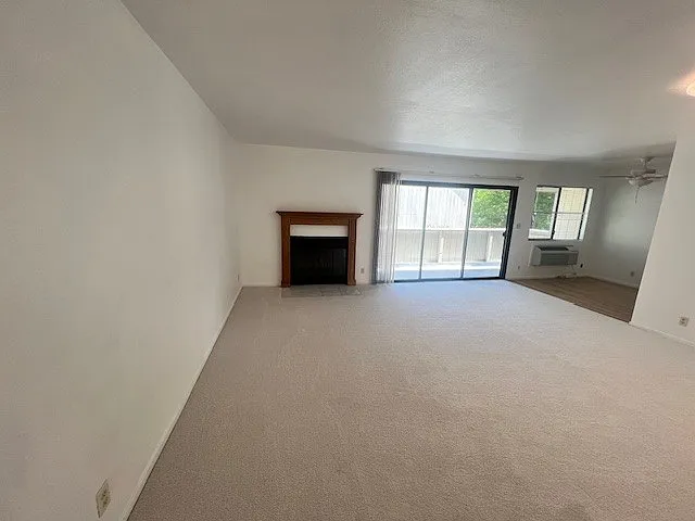946 Kiely Blvd — Photo 1