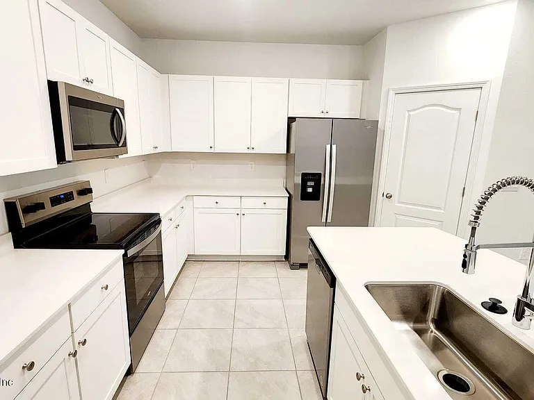 307 Redbud Rd — Photo 5