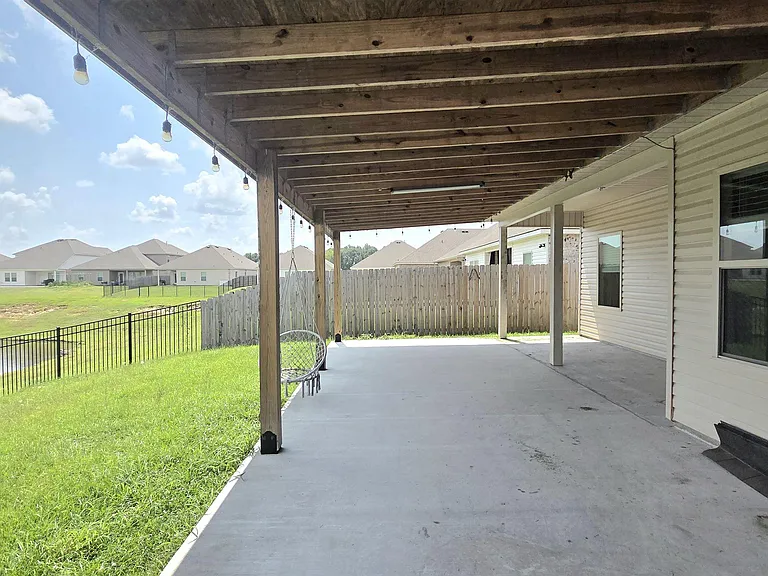 13931 Malbec Ave — Photo 25