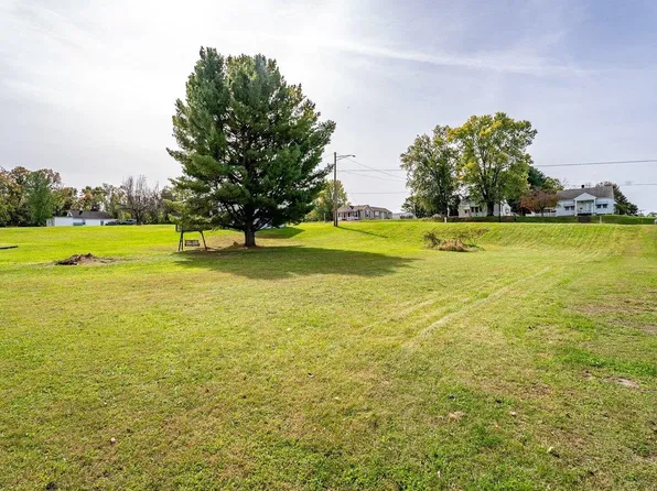 2nd St, Shenandoah, VA 22849
