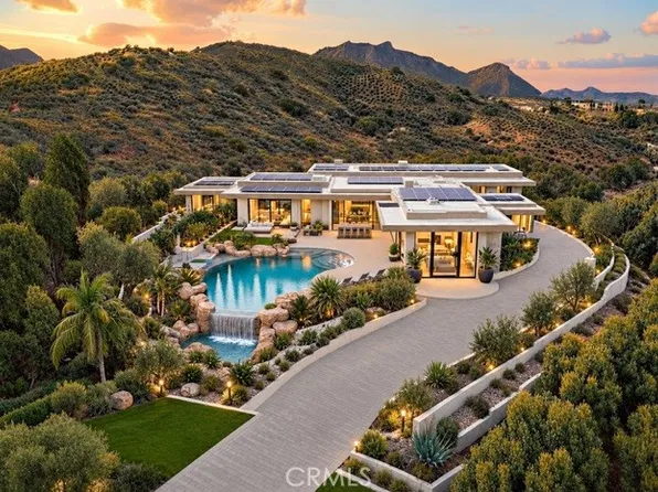 4774 Golf Course Dr, Thousand Oaks, CA 91362