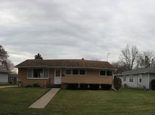 203 Maple Ave, Morrison, IL 61270