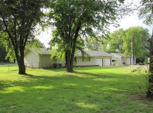 7915 N Weems Rd, Hutchinson, KS 67502