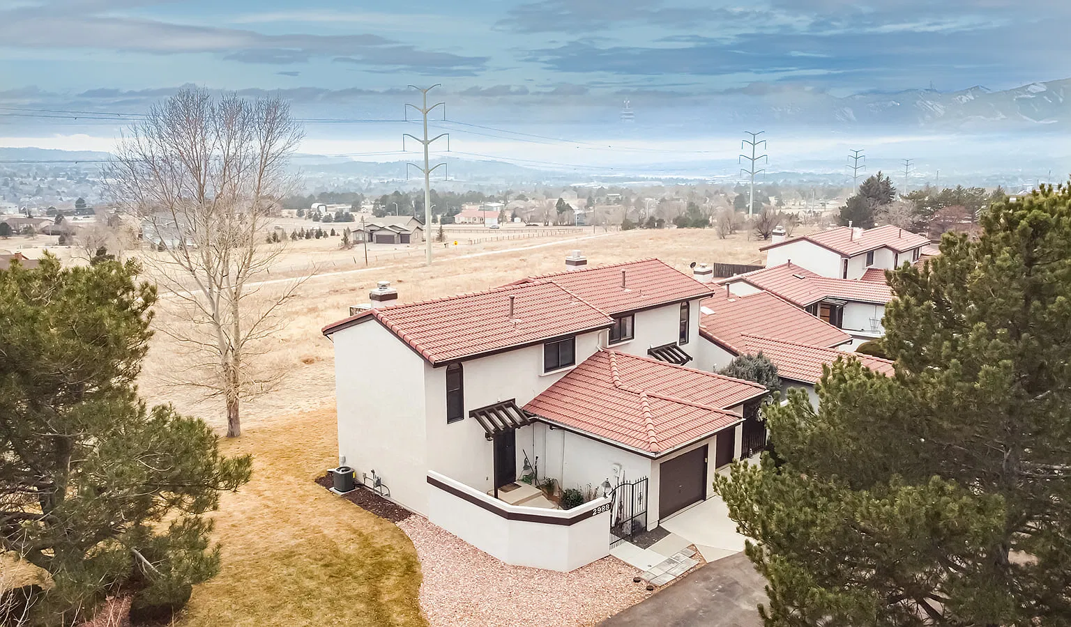 3 bed, 3.5 bath, 1536 sqft, $2,825 — Photo 3