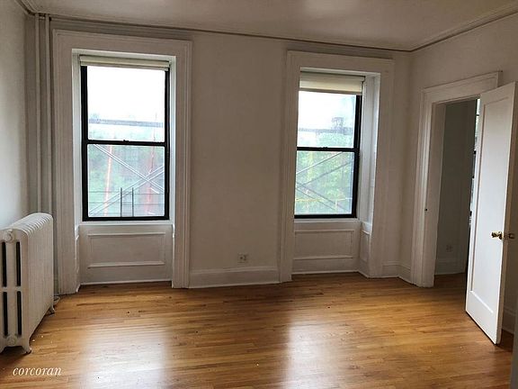 2nd image of 161 Lafayette Ave APT 4A