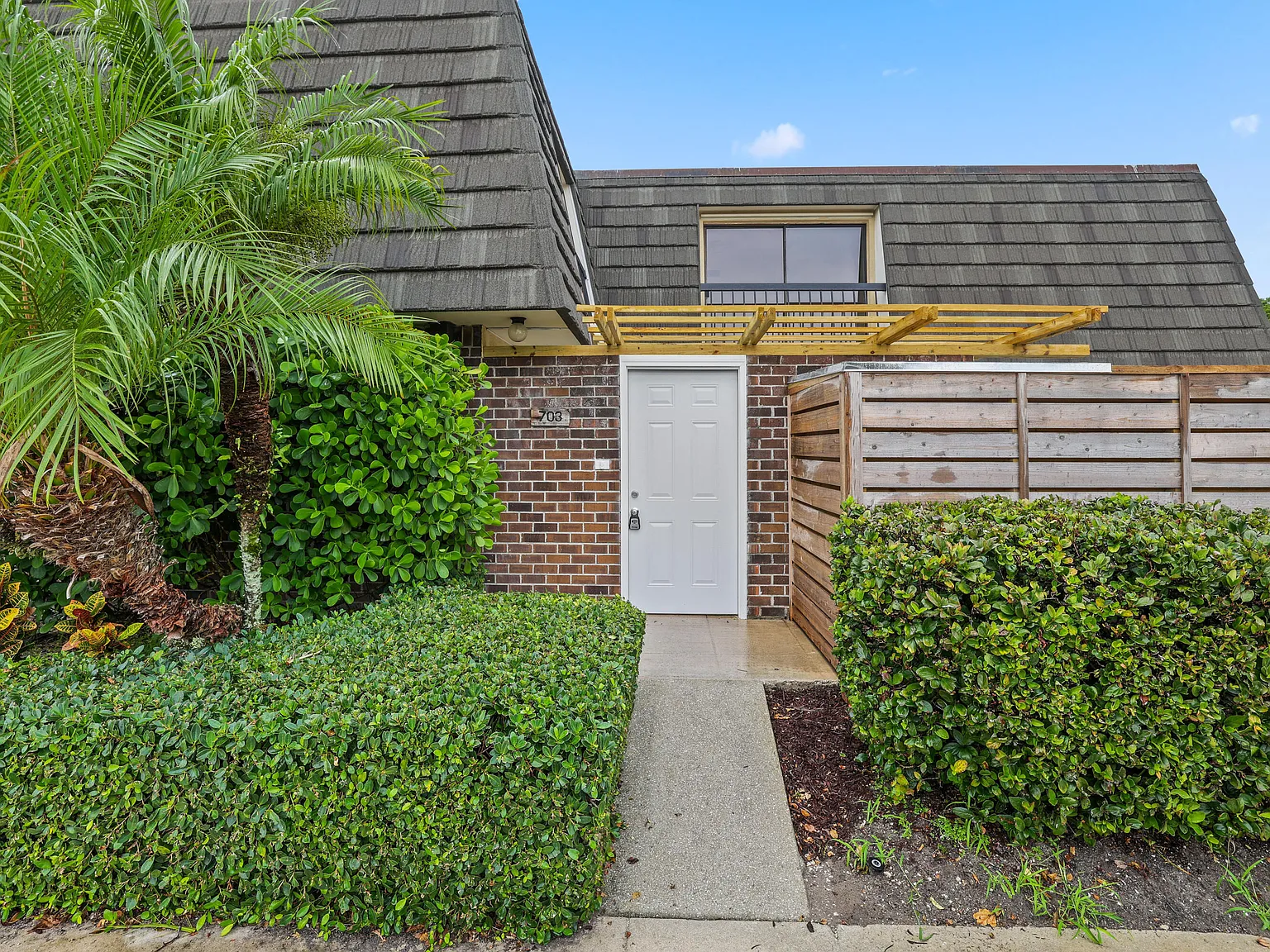3 bed, 2.5 bath, 1488 sqft, $3,500 — Photo 3