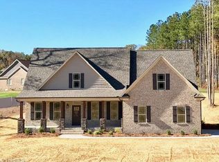 299 Pipers Rdg W, Winston Salem, NC 27127