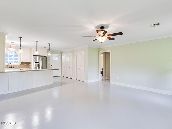 3rd image of 12402 N Marcus Rd