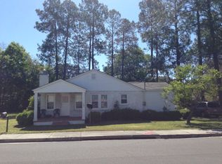 783 Fair St, Baxley, GA 31513