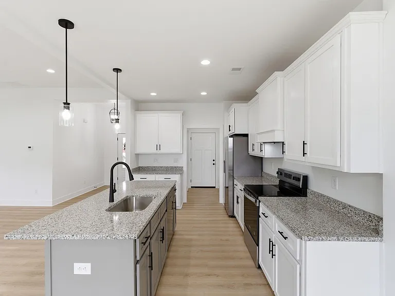 406 Cheyenne Ct — Photo 16