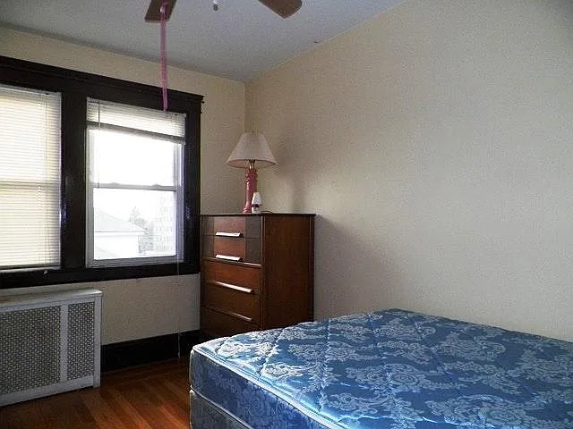 457 Charles St #3 — Photo 11