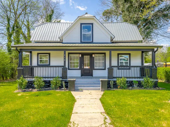 213 Southern College St, Graysville, TN 37338