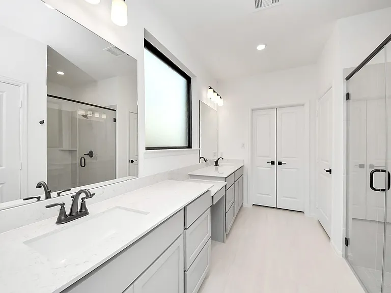10706 Ursa St — Photo 38