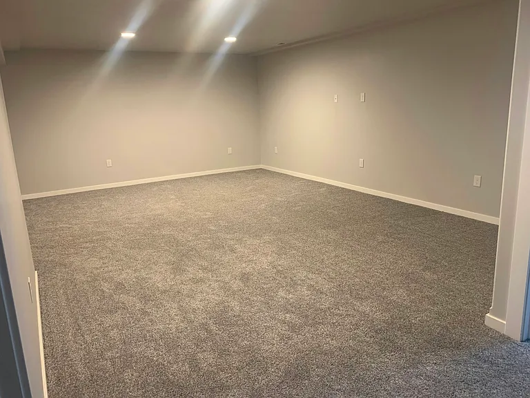 14308 E 31st Ln — Photo 22
