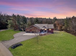 13383 W Golf View Dr, Osseo, WI 54758