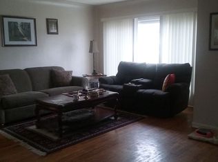 19304 Rensellor St, Livonia, MI 48152