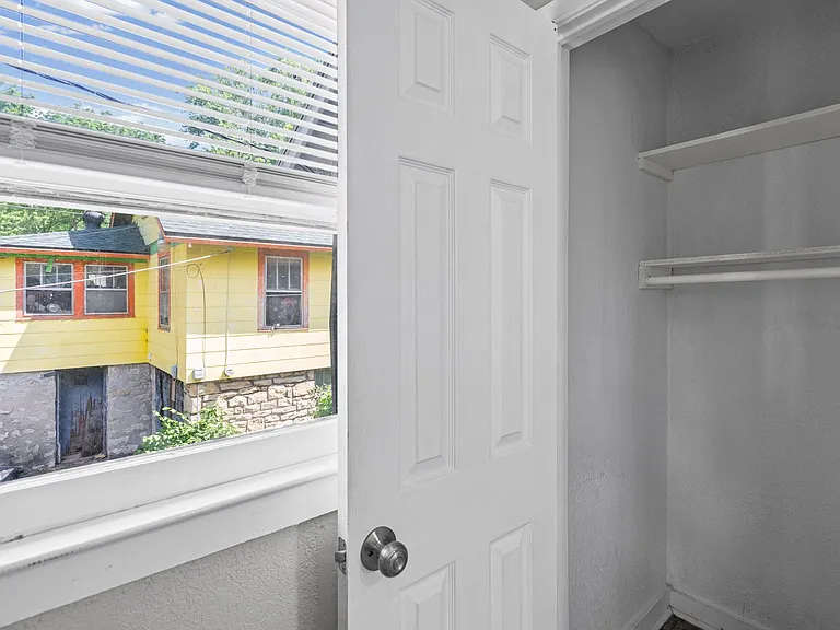 8102 Highland Ave — Photo 21