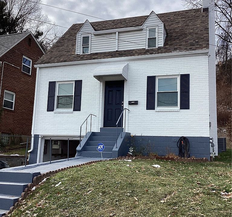 1st image of 1016 Porter St