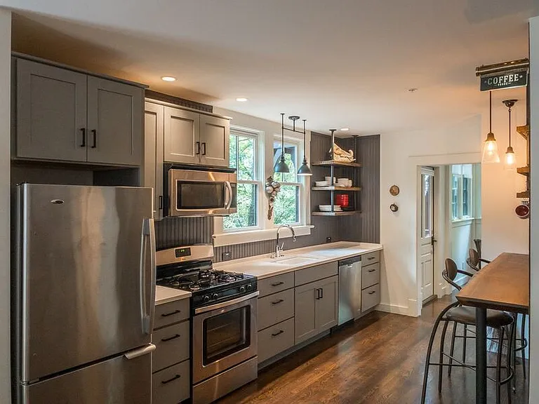 23B Courtland Ave — Photo 2