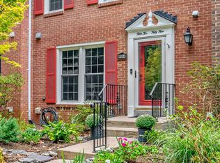 5254 Lonsdale Dr, Springfield, VA 22151