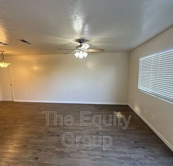 547 W Tulare Ave #A — Photo 3