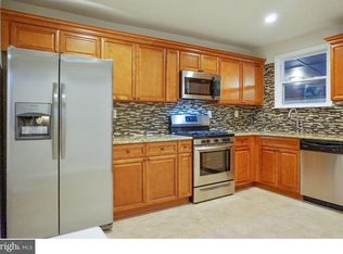 401 Lakehurst Ave, National Park, NJ 08063
