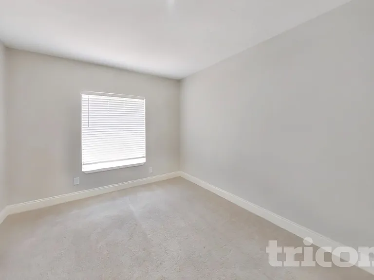 1438 Peach Spring Dr — Photo 13