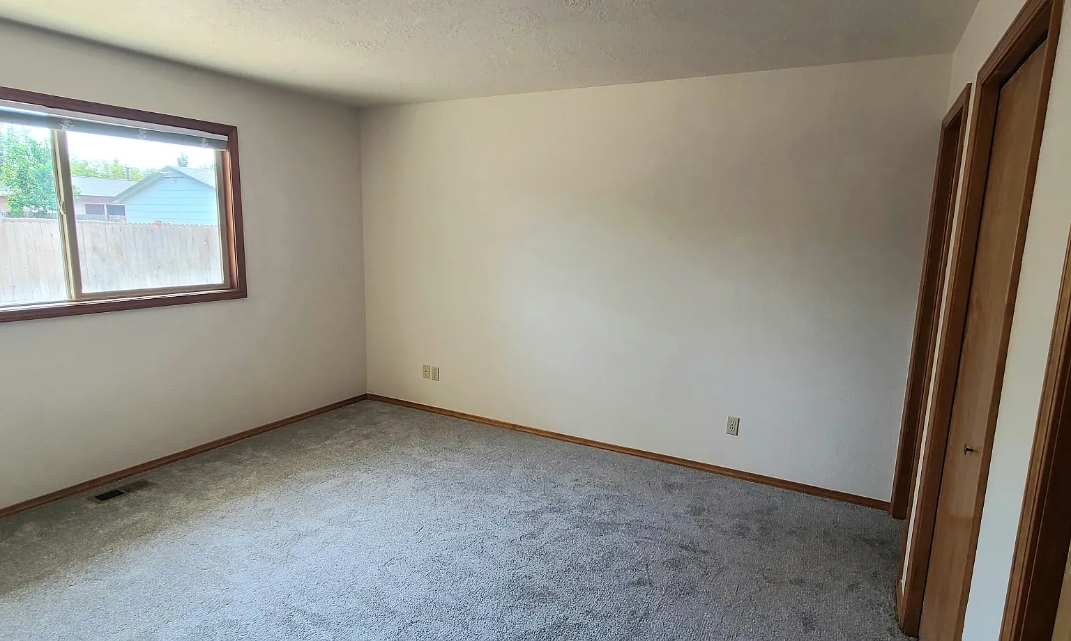 2 bed, 1326 sqft, $1,800 — Photo 4