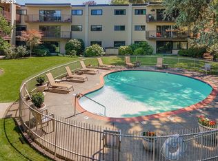 2393 SW Park Pl Unit 113, Portland, OR 97205