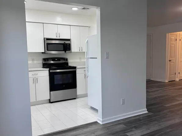 22 69th Street image 2 of 8