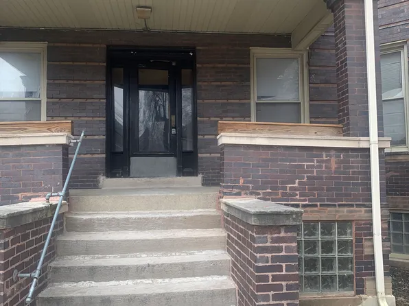 152 N Menard Ave, Chicago, IL