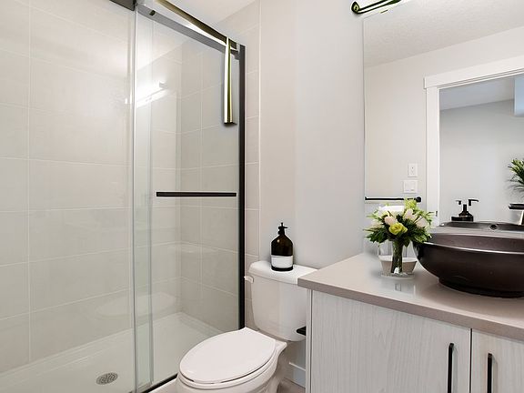 5th image of 1130 Seton Cir SE