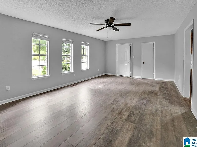 1051 Ivy Creek Trl #1051 — Photo 6