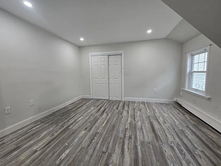 200 Norfolk St #3 — Photo 12